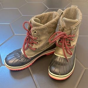 Girls Sorel Boots size 4